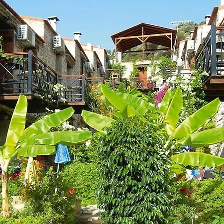 Homes Mayoralas, Periana Bali (Crete)